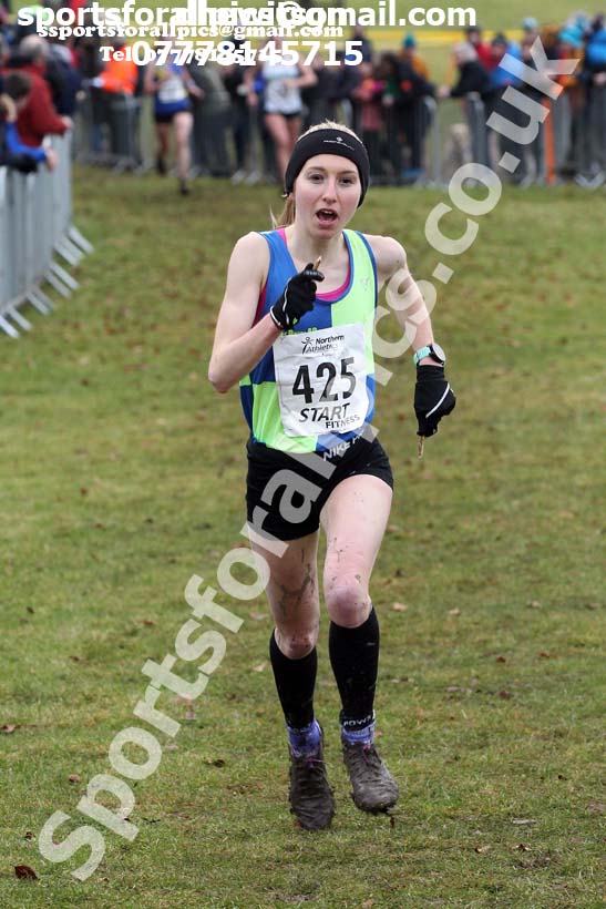 Senior womens Northern Cross Country Champs., Camp Hill Estate, Kirklington.  Photo: David T. Hewitson/Sports for All Pics